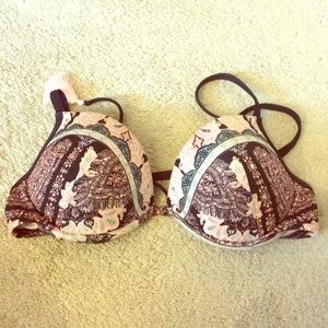 VS bathing suit top!! 34D